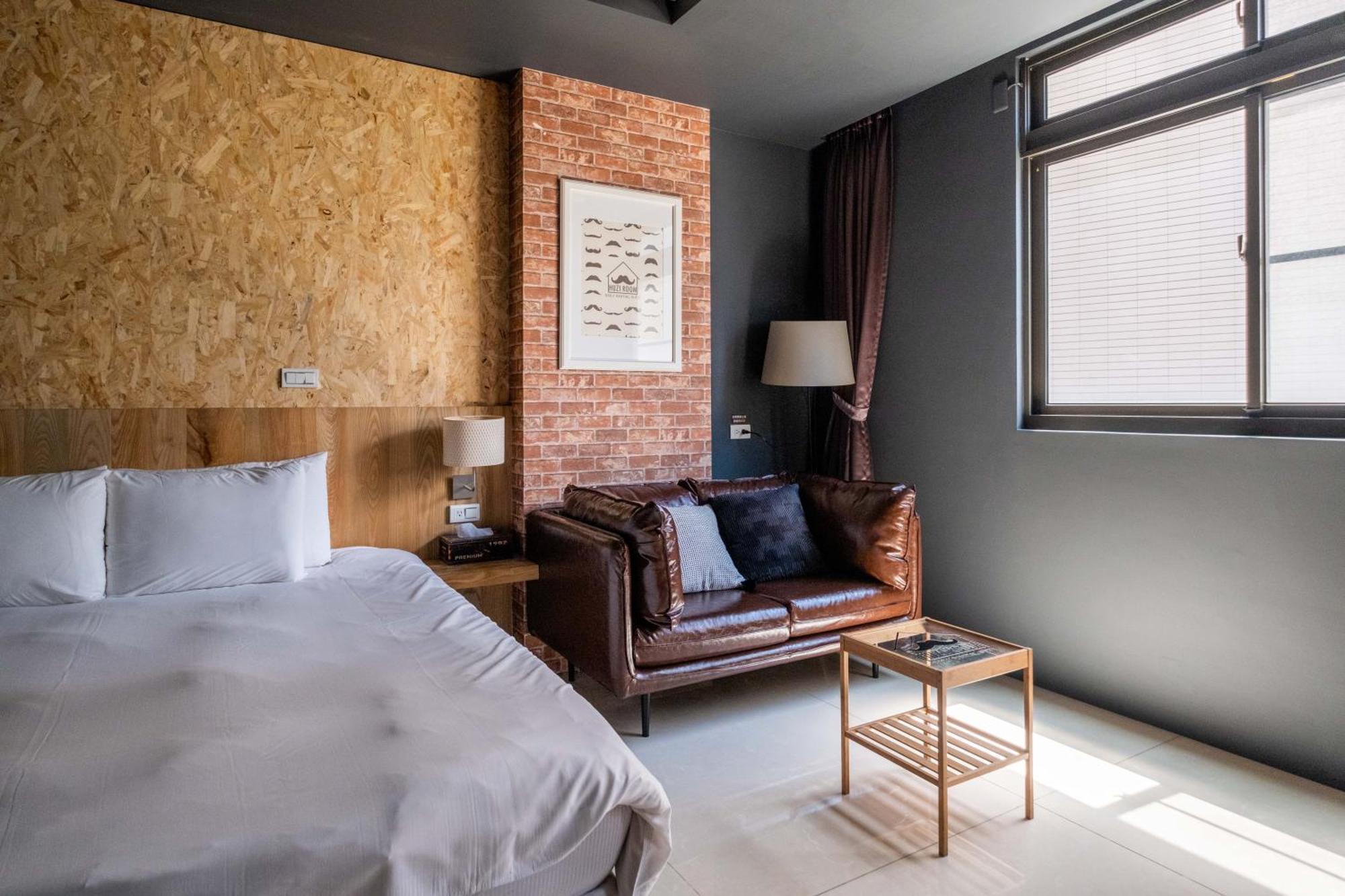 Huzi Room Tainan Exterior foto