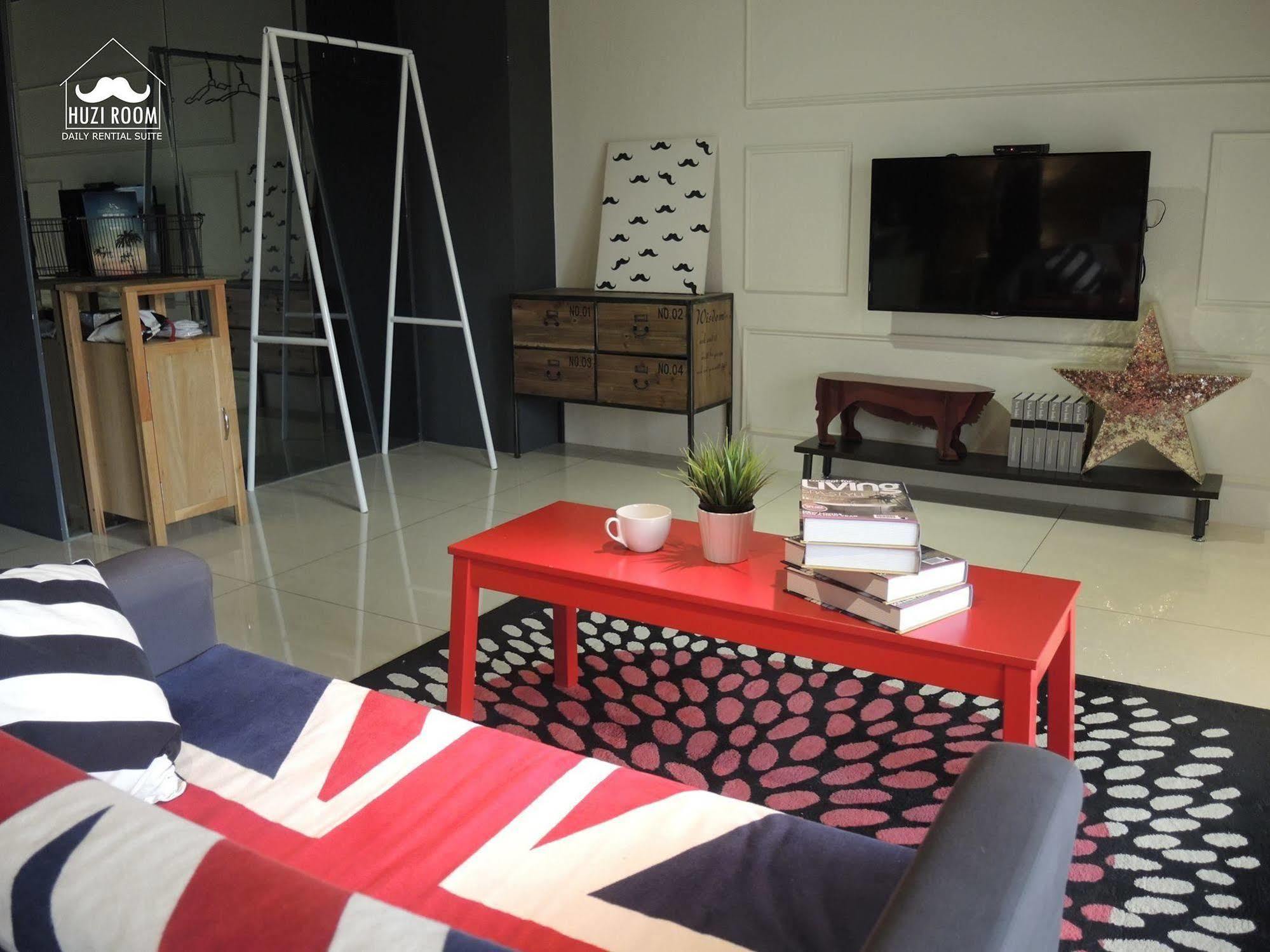 Huzi Room Tainan Exterior foto