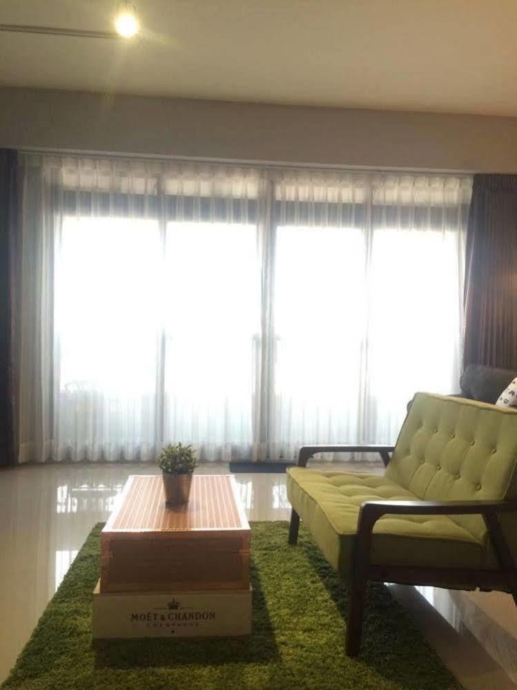 Huzi Room Tainan Exterior foto