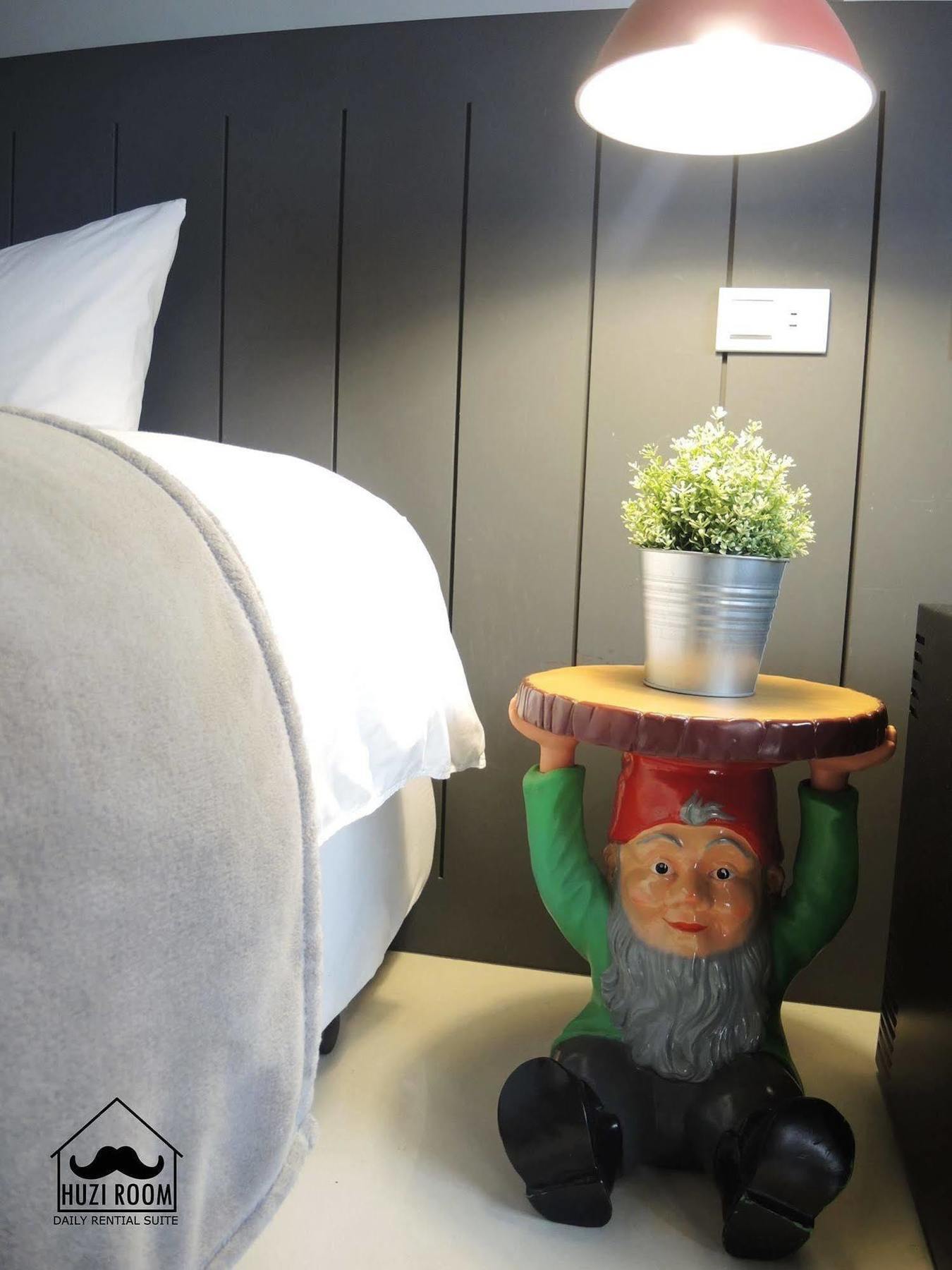 Huzi Room Tainan Exterior foto